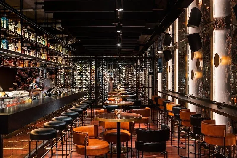 Qt Perth Hotel