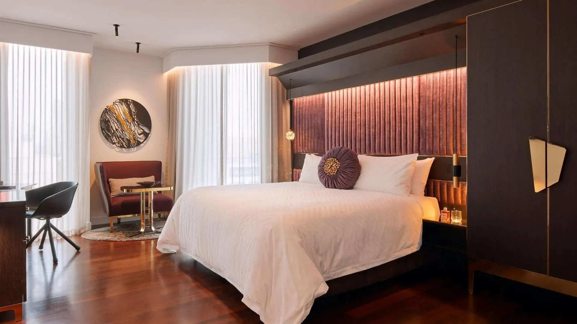 Qt Perth Hotel 5*,